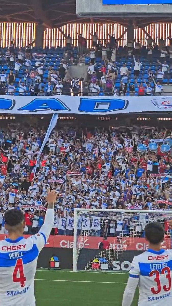 Gracias a todos #LosCruzados y #LasCruzadas por su aliento 👏 Como siempre, el Ceatoleí lo cantamos todos juntos ⚪️🔵