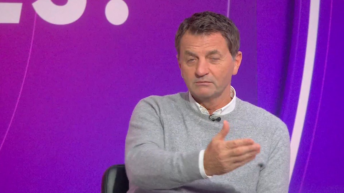 "Stop looking at your managers and start looking at your recruitment policy" 💭 Tim Sherwood says he 'worries' for Wolves following the sacking of Vítor Pereira.