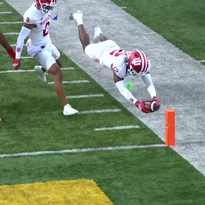 Devan did it all here ๐ฒ Indiana Football DB Devan Boykin's rip-away ๐ fumble recovery TD is our Week 10 ๐๐ก๐๐ฎ ๐ค๐ ๐ฉ๐๐ ๐๐๐๐ . ๐ Old Trapper Beef Jerky