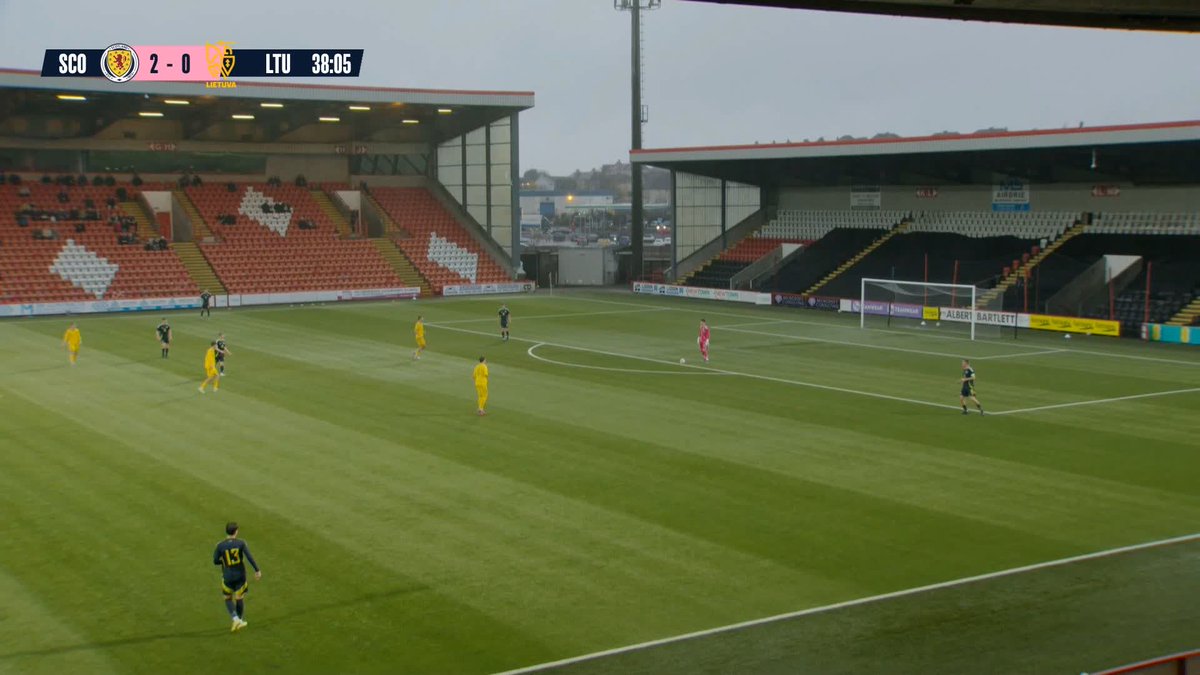 #SCO17s | A third for Caelan Cadamarteri who puts us 3-0 up 🎩 🪄 📺 Watch live here: #YoungTeam