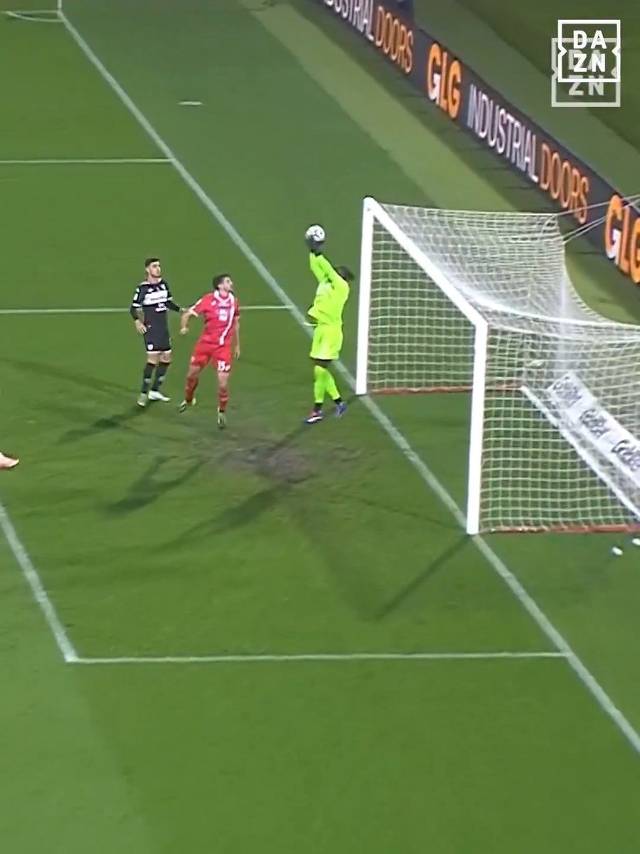 Sarr manca la presa 😱 Ravanelli ne approfitta e segna il gol che regala i 3 punti al Monza 1️⃣-0️⃣ #MonzaSpezia #SerieBKT #DAZN