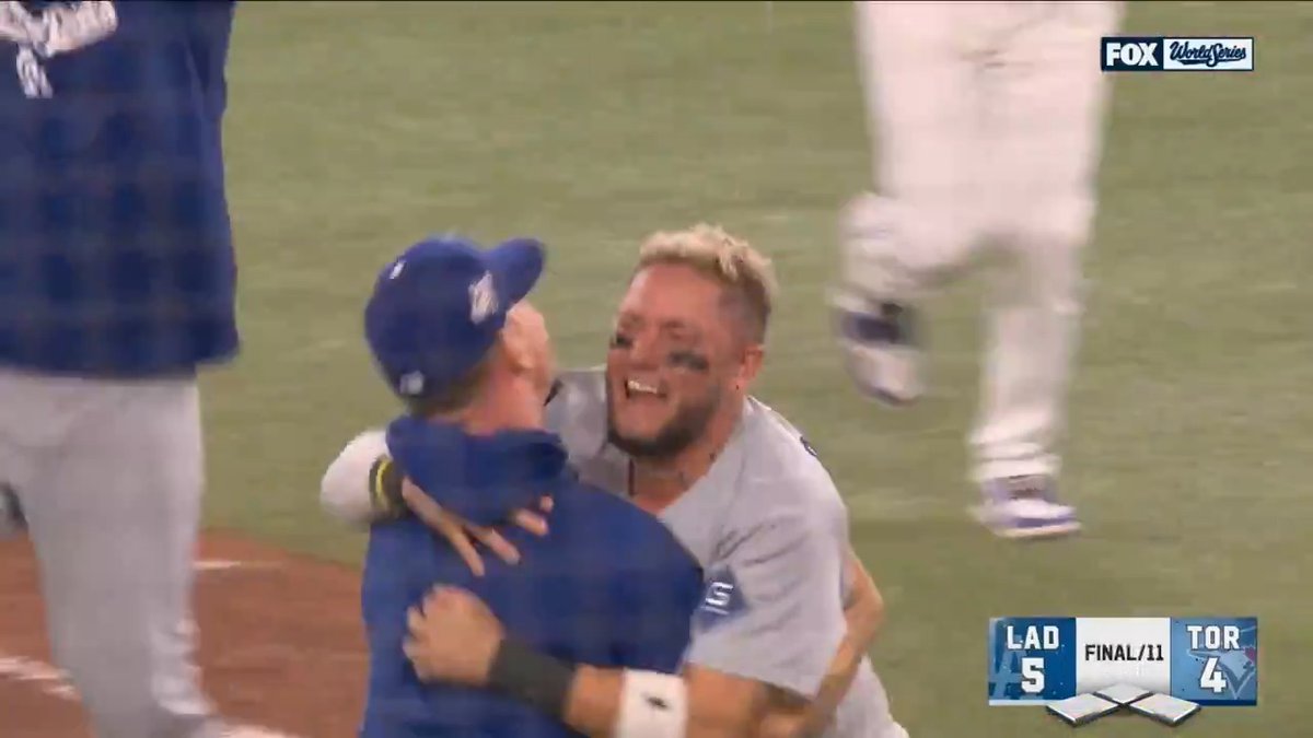 Miguel Rojas made the most of EVERY opportunity he had this Postseason. World Series champion 😤🇻🇪