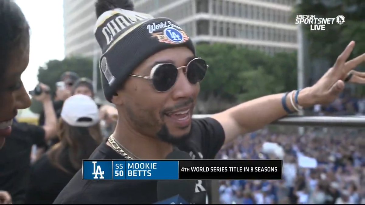 Mookie Betts checks in from the World Series parade ๐ฃ๏ธ