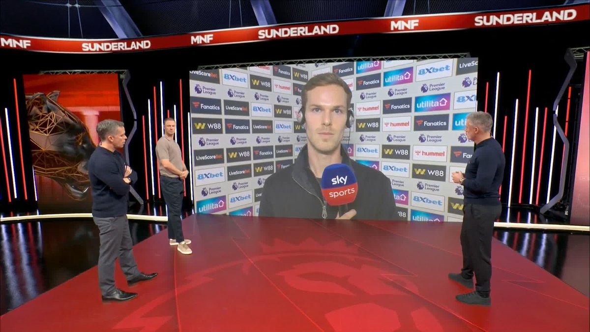 "The level of detail that he goes into, I've personally never seen before" Sunderland chairman and majority owner Kyril Louis-Dreyfus sings the praises of head coach Regis Le Bris 👔