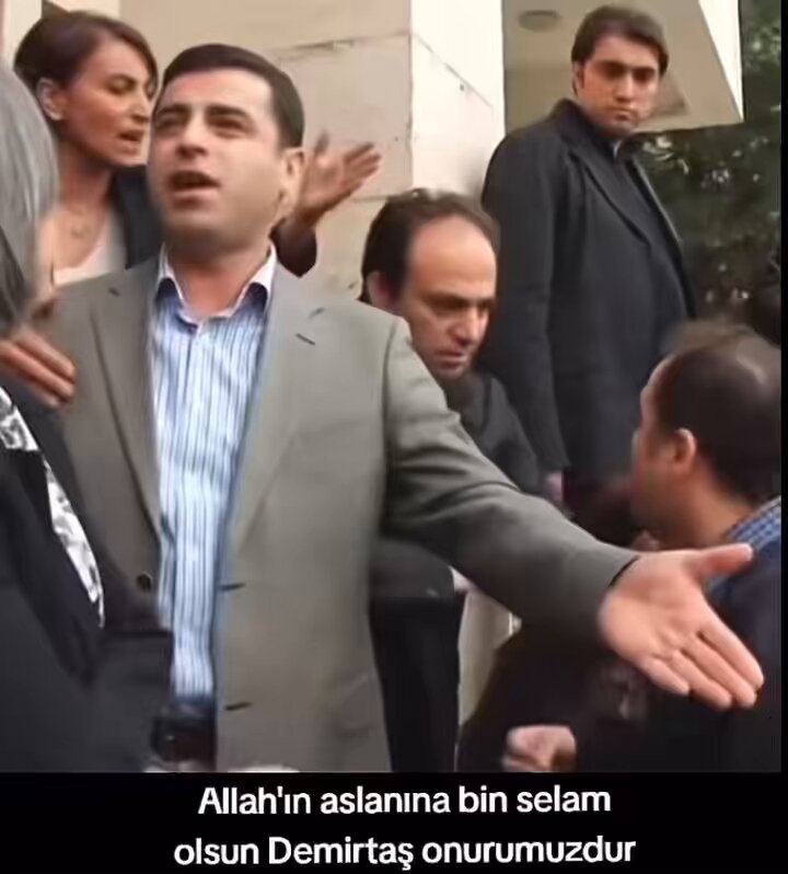 AİHM kararı kesinleşti. AiHM kararlarını uygulayın! Selahattin Demirtaş'ın derhal tahliye edilmesi gerekiyor