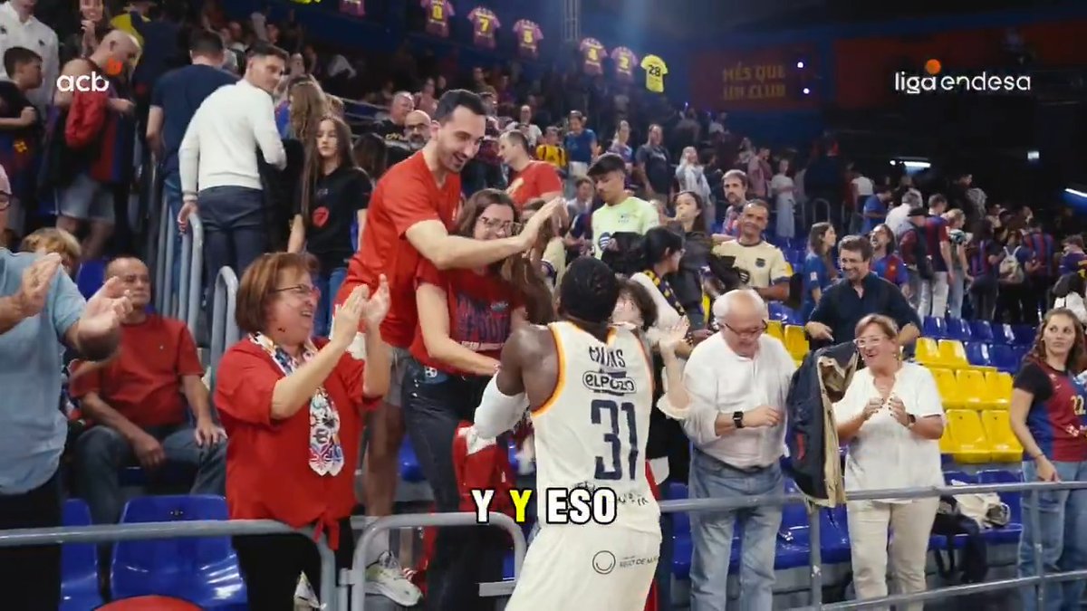 🗣️ "Lo más importante es la identidad. La identidad que ha demostrado el equipo en el Palau, o en todos los campos donde va, siempre es la misma". Sito Alonso elogió el compromiso del equipo tras una victoria histórica. #LigaEndesa | UCAM Murcia