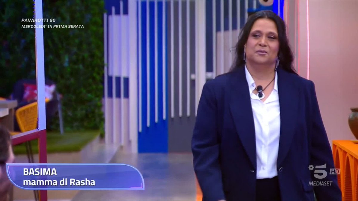 L'abbraccio tra Rasha e mamma Basima 🥹💗 #GrandeFratello