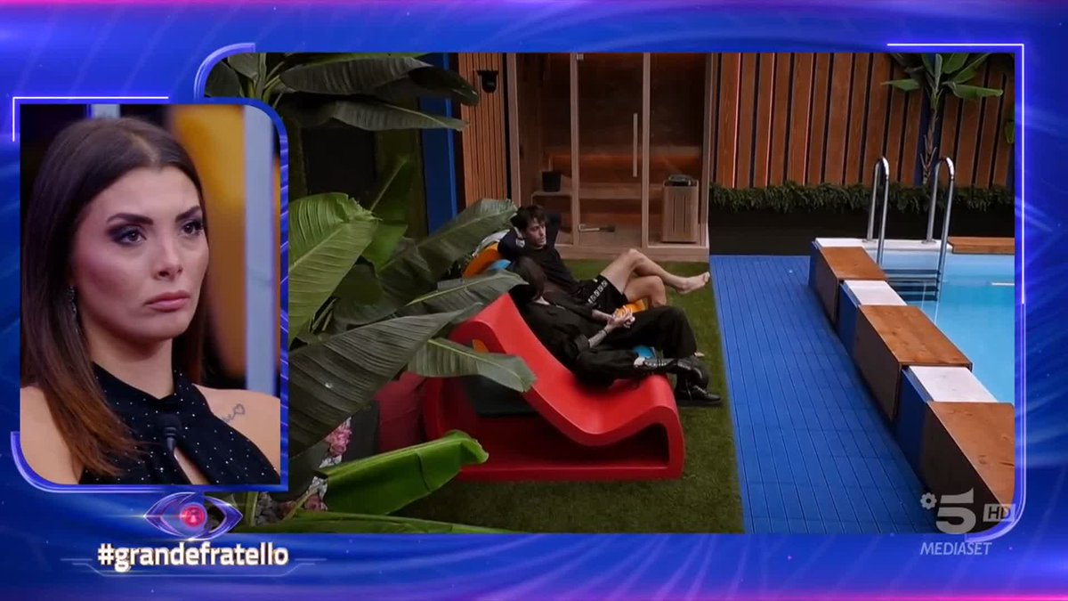 Nonostante le difficoltà della Casa, tra Anita e Jonas sembra esserci un rapporto speciale 😉 #GrandeFratello