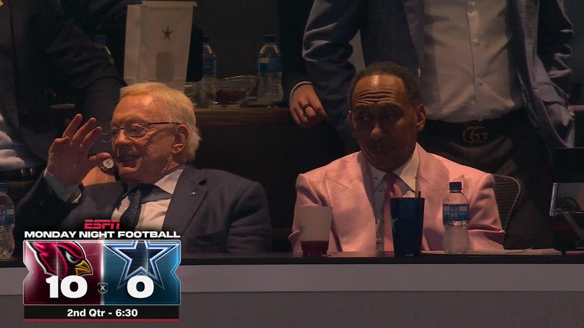 The look back right into the camera…the man is a true professional