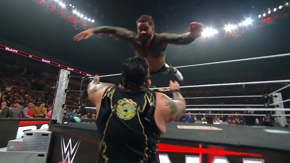 This match did not end the way we expected but these men couldn't care less... THIS IS WAR! 😤