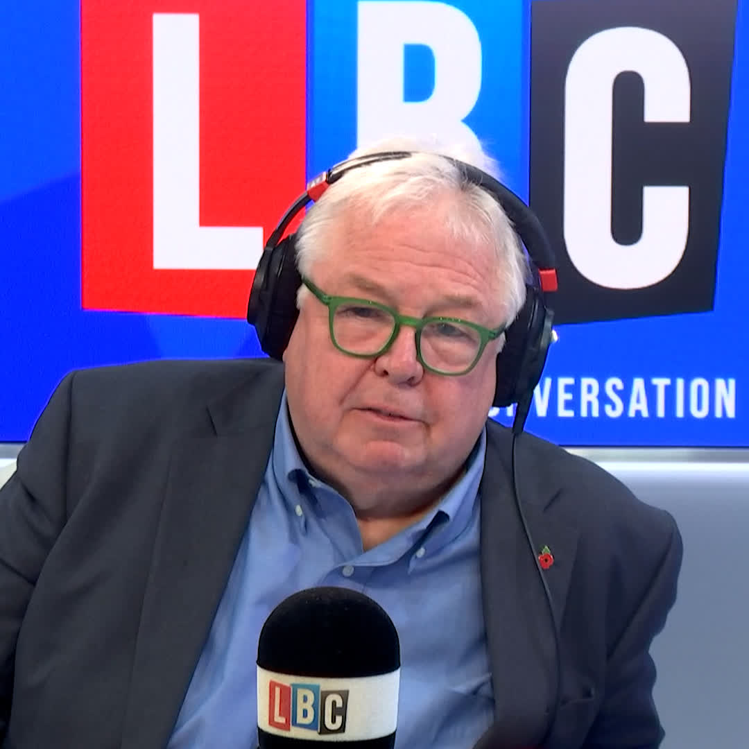 'It's not a good look is it?' Nick Ferrari asks why the royals, Keir Starmer, or other cabinet ministers have not gone to visit the Huntingdon train stabbing victims in hospital.