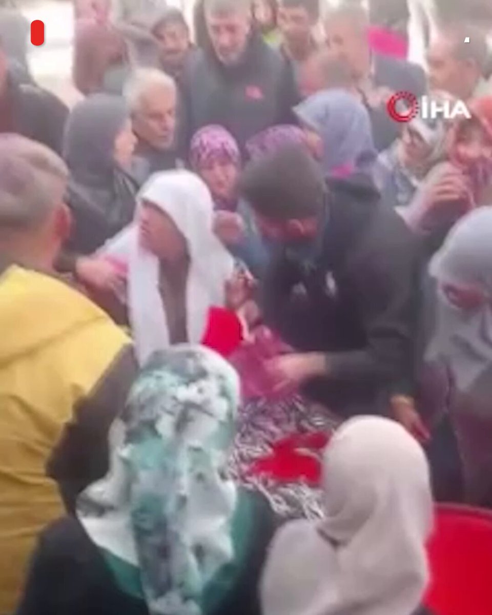 Eskişehir…. Bedava hamsi izdihamı