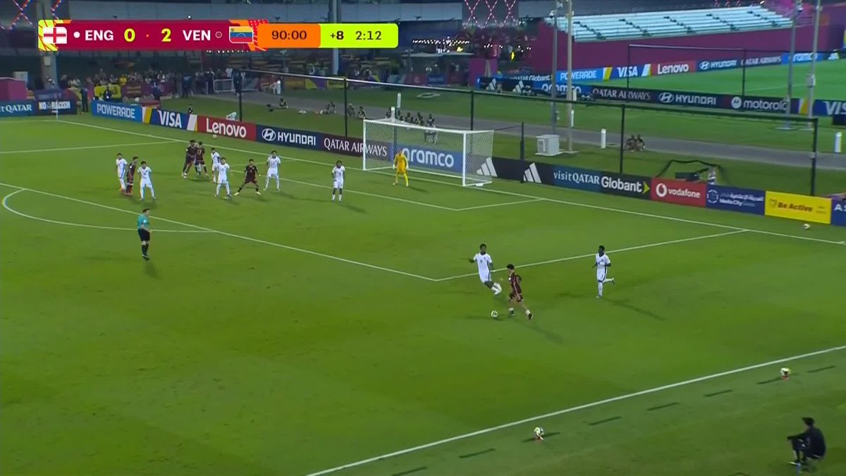 What a stunning performance from Venezuela 😍 Eider Barrios makes it 3-0 against England’ #YoungLions | #U17WC