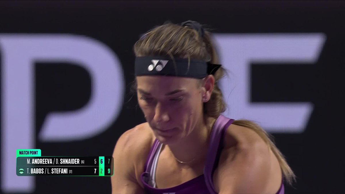 All GRIT! 😤 Babos/Stefani defeat Andreeva/Shnaider 7-5, 6-2, 10-7 and grab their first win of the week. #WTAFinalsRiyadh
