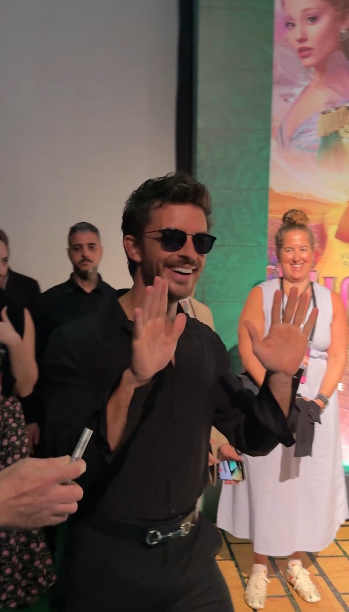 The sexiest man alive is here in São Paulo!