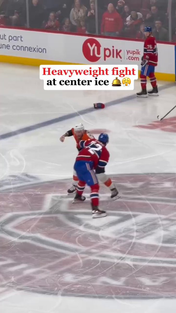 Boys are putting on a show 👏🏻👊🏻 #nhl #hockey #fight #montreal #canadiens