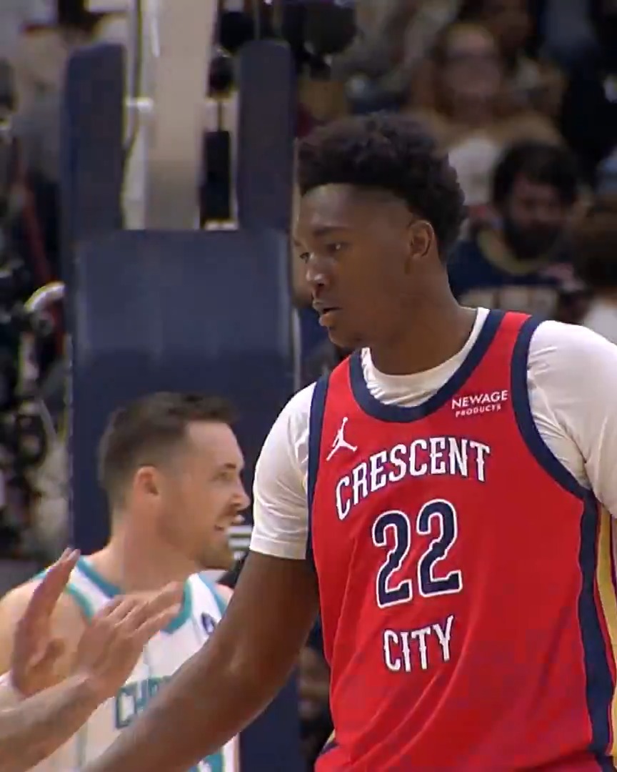 Derik Queen in 12 minutes: 6 PTS 4 REB 5 AST