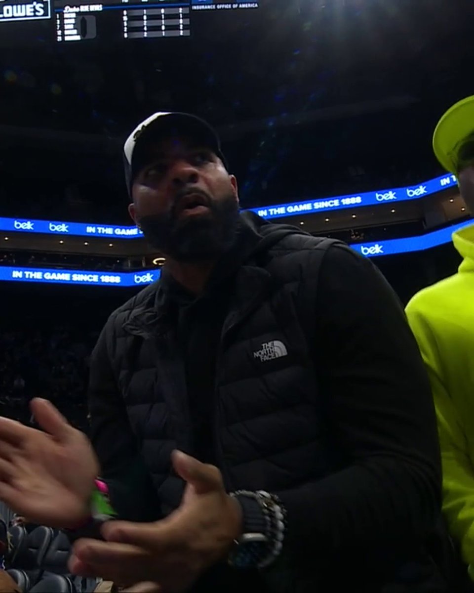 Carlos Boozer was loving this dunk from his son, Cameron 💪 Watch Texas-Duke on ESPN and the ESPN App 🍿