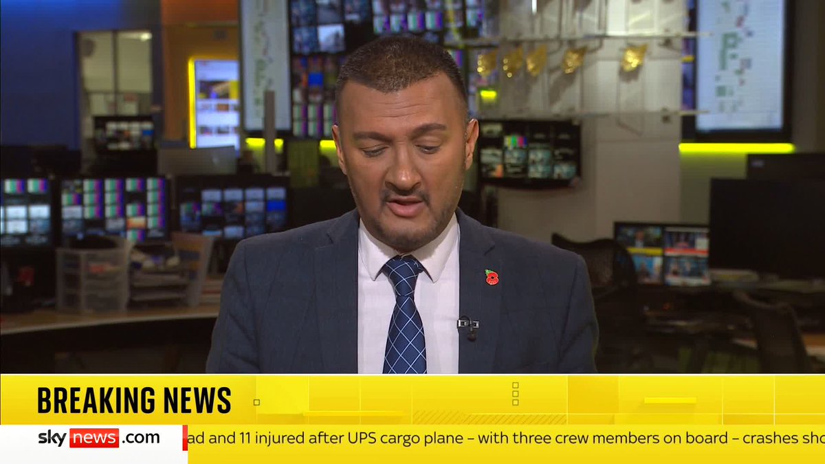 BREAKING: At least seven people have died after a cargo plane crashed near an airport in Kentucky. The UPS aircraft went down near Louisville Muhammad Ali International Airport on Tuesday evening 📺 Sky 501, Virgin 602, Freeview 233 and YouTube