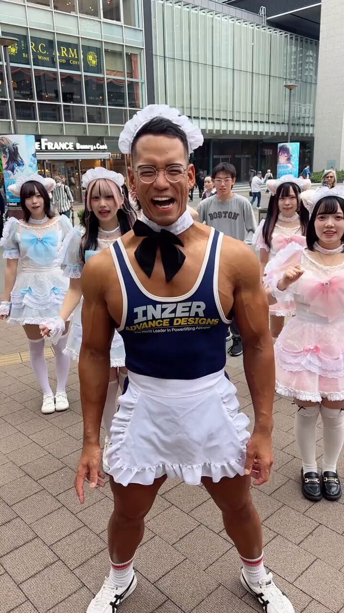 今週の土曜11/8コンカフェ初出勤するわけですけどこういう感じで接客します