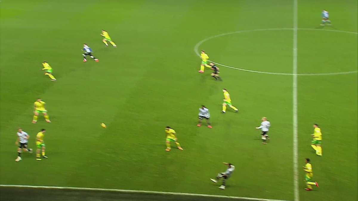 Been a year since this Marvin Johnson pass. Sublime.