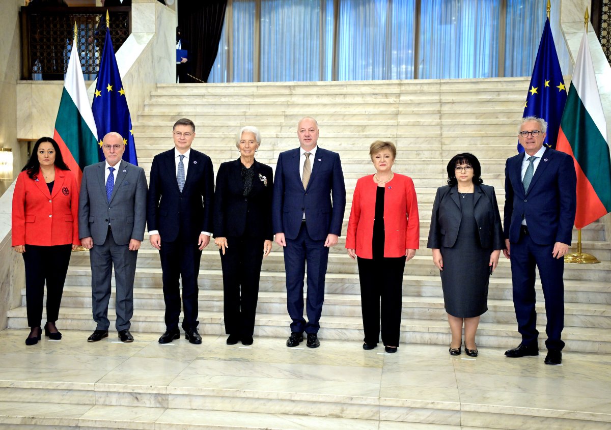 A short but special visit to my home country, Bulgaria. As I prepare to leave Sofia, deep appreciation for the warm welcome, and hope that eurozone accession will inspire renewed focus and forward momentum.