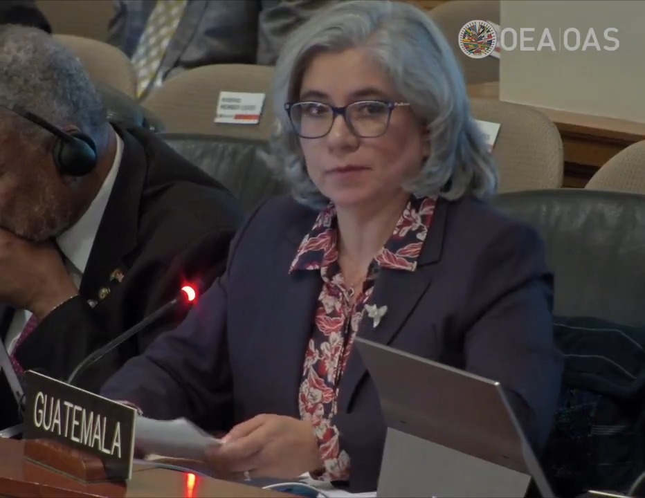 Presentación de la Representante Permanente de Guatemala ante la OEA, Claudia Escobar Mejía, en consideración del Consejo Permanente de la declaración “Apoyo a la democracia y al orden constitucional en Guatemala”