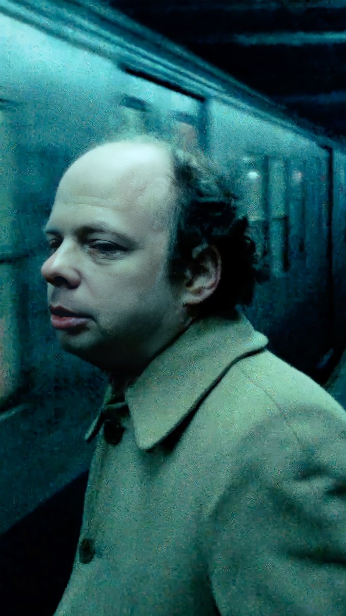 A conversation that feels a little too familiar. Film: MY DINNER WITH ANDRE (1981)