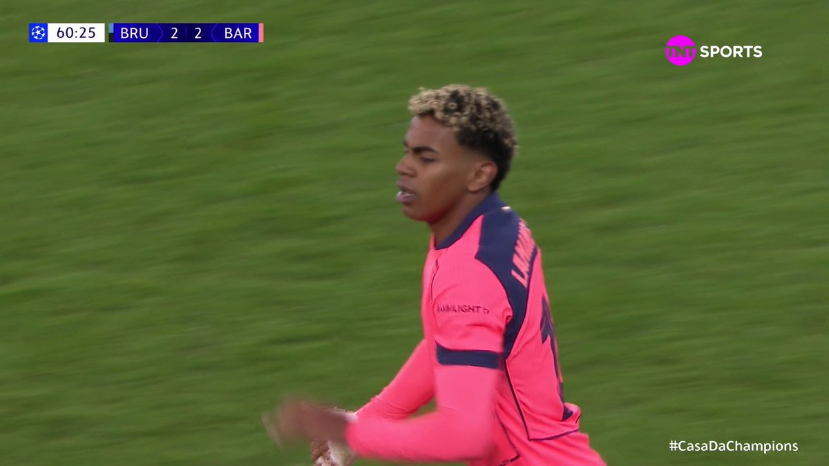 Que golaço de Lamine Yamal craque. 🌟