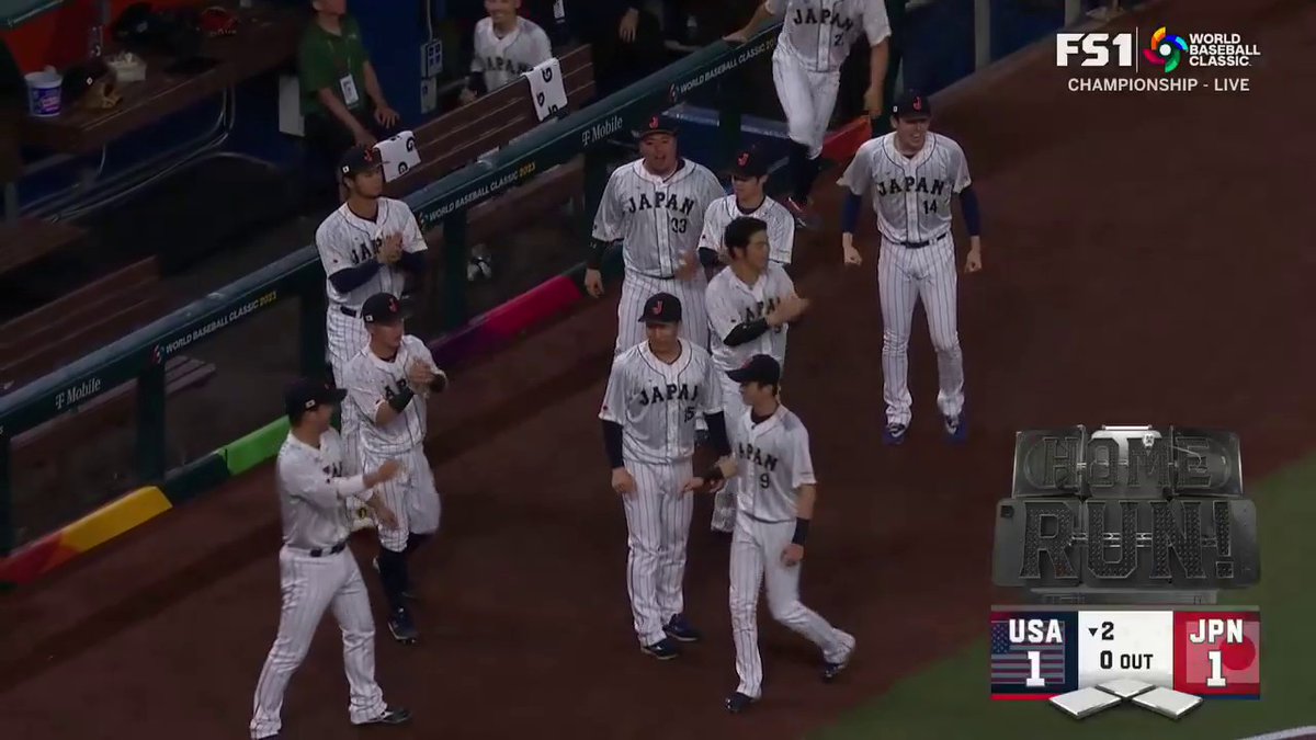 【25年オフ FAランキング】 MLB公式によるトップ30位 1位:カイル・タッカー 2位:ブレグマン 3位:シュワーバー 4位:ビシェット 5位:ベリンジャー 6位:アロンソ 7位:シース 8位:村上宗隆 9位:マイケル・キング 10位:レンジャー・スアレス 11位:今井達也 12位:エドウィン・ディアス 13位:フランバー・バルデス 14位:エウヘニオ・スアレス 15位:ジョシュ・ネイラー 16位:岡本和真 ... 21位:今永昇太 🎥FOX Sports: MLB