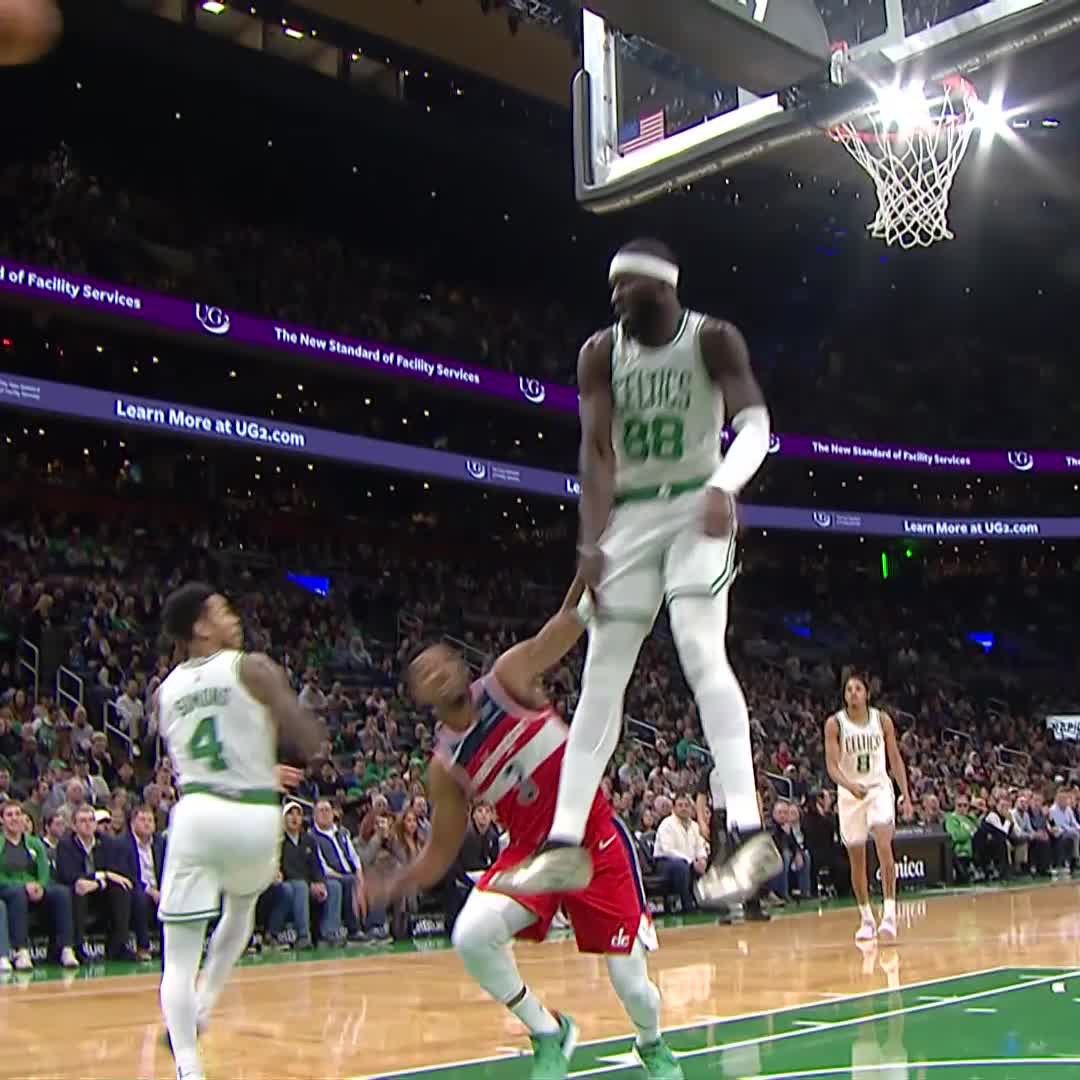 Sent it to the seats 😤