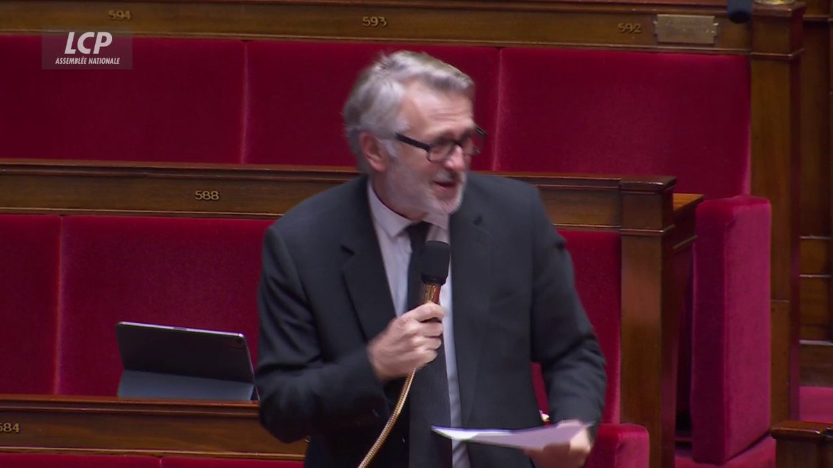 🔴🇫🇷 ALERTE INFO | BUDGET 2026 UN JOUR, UNE TAXE Un député communiste propose de taxer de 2% les dividendes. (Pour tous ceux qui détiennent une action) STOP LES TAXES 🖐️🛑 🫵 DEHORS.