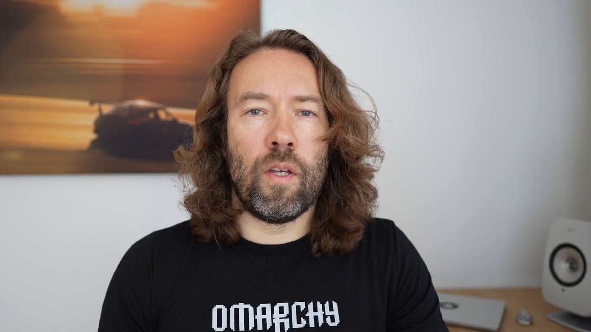 Celebrating the hundreds of thousands of recent ISO downloads with a brand new 45-minute tutorial on Omarchy 3!