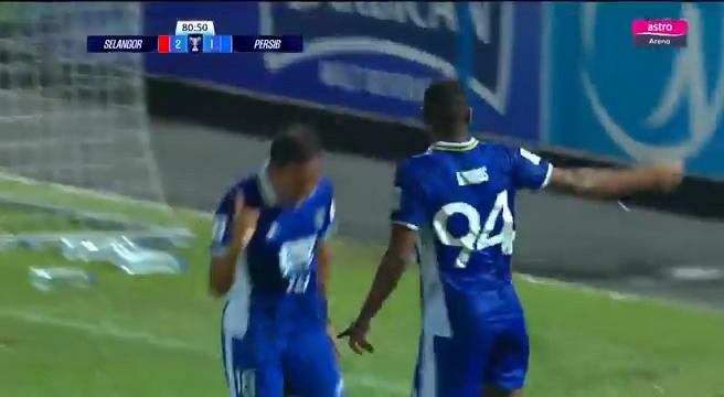 It’s him again! Adam Alis completes the comeback for Persib Bandung from 2-0 down to 2-2 vs Selangor in ACL Two tonight! 🔥