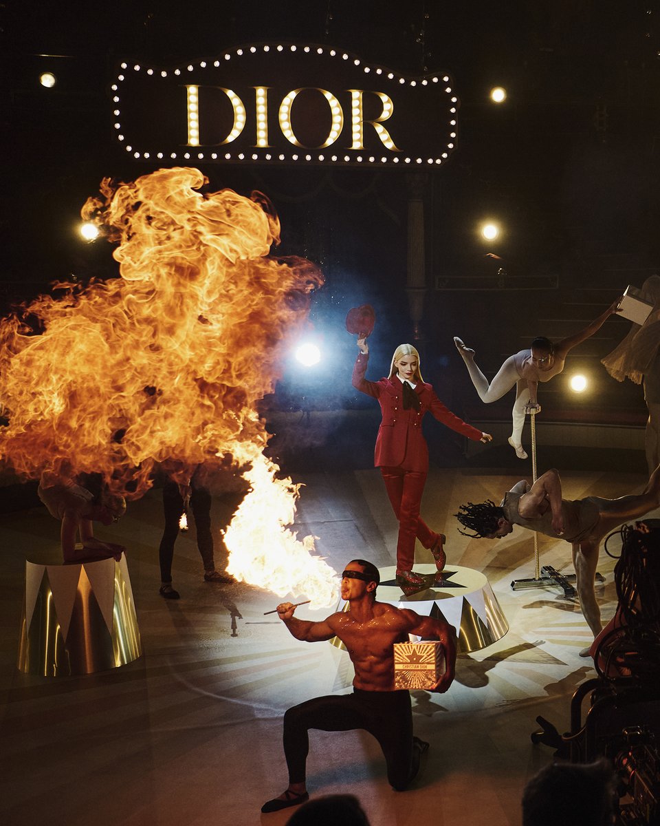 Let yourself be captivated by Anya Taylor-Joy as she unveils the magic of the Circus of Dreams… A spectacular world where wonder glows in shimmering colors. #DiorBeauty #DiorHoliday