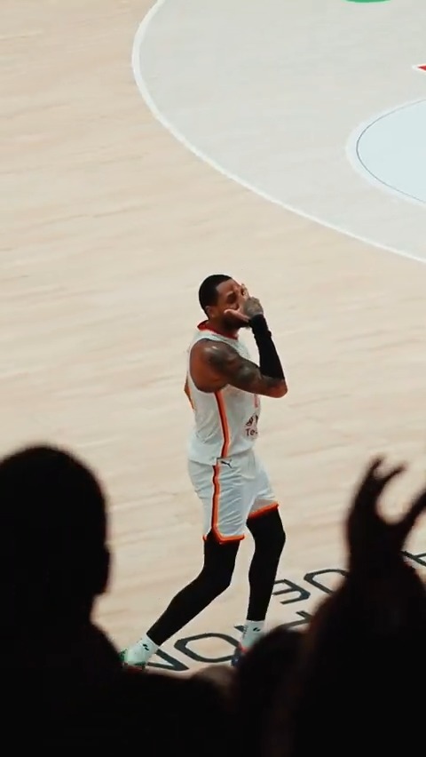 James Palmer Jr doing James Palmer Jr things 👌 #BasketballCL x Galatasaray MCT Technic