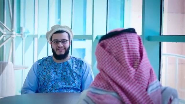 #أثر_جامعة_المجمعة | من أفغانستان إلى المجمعة... وجد في الجامعة بيئة تحتضن الجميع بلا تفرقة، يجتمع فيها طلاب من ثقافات مختلفة، تجمعهم روح العلم والاحترام. قصة تروي معنى الانتماء الحقيقي.
