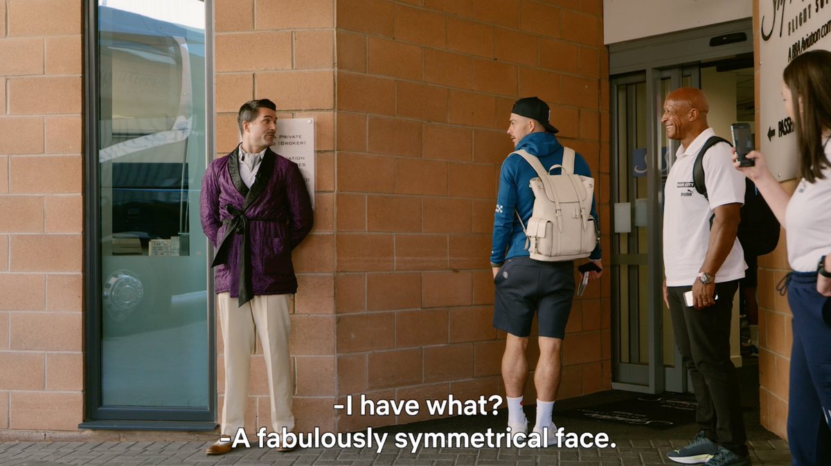 “You have a perfectly symmetrical face!” Jack Grealish and Pep Guardiola’s reactions to the Greeters Guild treatment never gets old 😂 📺 Together: Treble Winners