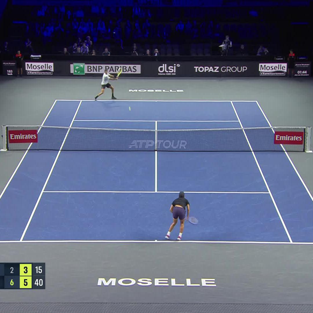 30th win of the season 🚀 Learner Tien becomes the youngest American man to achieve the feat since Andy Roddick in 2002 after defeating Berrettini 5-7 6-2 6-3 💥 Moselle Open