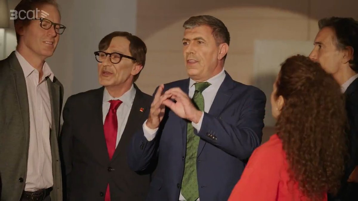 I per al següent truc, Pedro Sánchez… es posarà unes ulleres! 👓 #Polònia3Cat