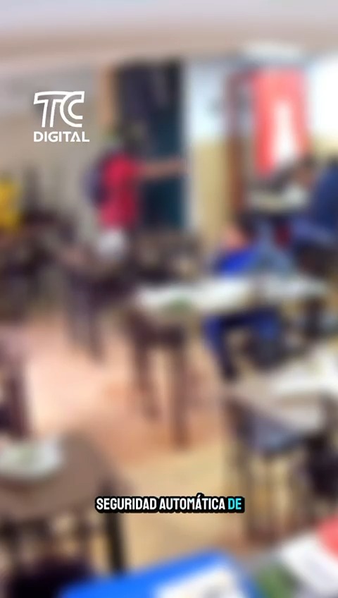 ¡Urgente! Asesinan al jefe de seguridad informática de la Agencia Nacional de Tránsito en un restaurante ubicado en la Avenida Occidental, Norte de Quito. Noticia en Desarrollo. @elainesanchezvalle #ElNoticiero #TrabajandoporEcuador