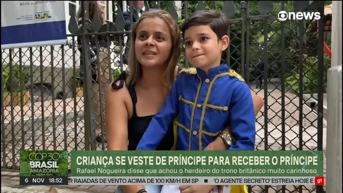 Rafael Nogueira, filho da economista Katiane de Souza, se vestiu de príncipe para receber o herdeiro do trono britânico em Belém. Ele entregou uma cartinha, tirou fotos e disse ter achado o príncipe “muito carinhoso”. #GloboNews ao vivo: #Edição18