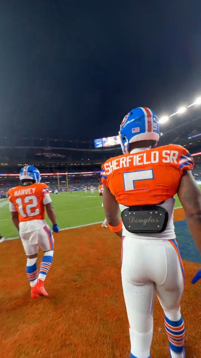 The Denver Broncos' throwbacks 😍 LVvsDEN -- 8:15pm ET on Prime Video Also streaming on NFL+