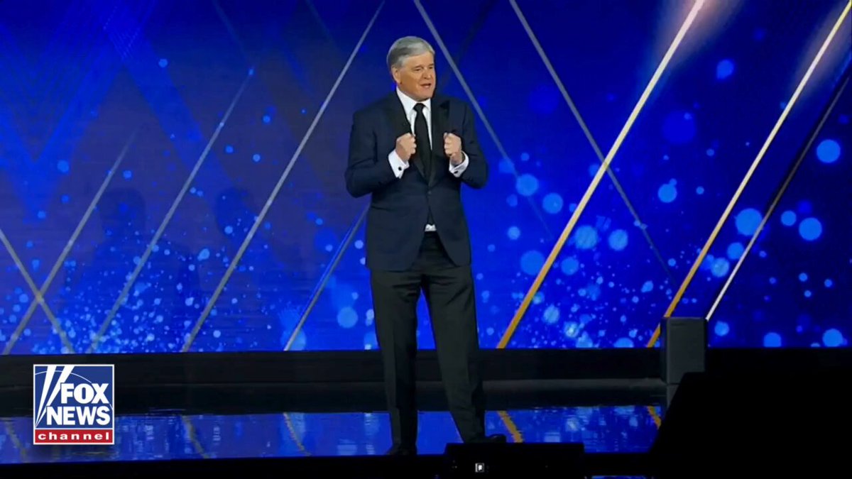 HONORING HEROES: Sean Hannity 🇺🇸 kicks off the 2025 Patriot Awards on Fox Nation, celebrating Americans who exemplify courage, service, and patriotism.