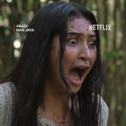 Di balik zombi setengah porsi, ada proses pembuatan yang wajib diapresiasi 🫡 🧟‍♀️ 🎬 Abadi Nan Jaya
