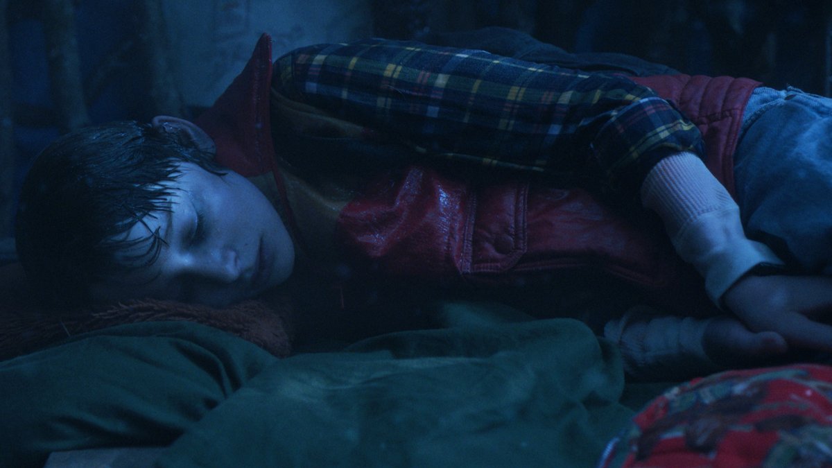 12 de novembro de 1983. Assista aos 5 primeiros minutos de Stranger Things 5 agora.