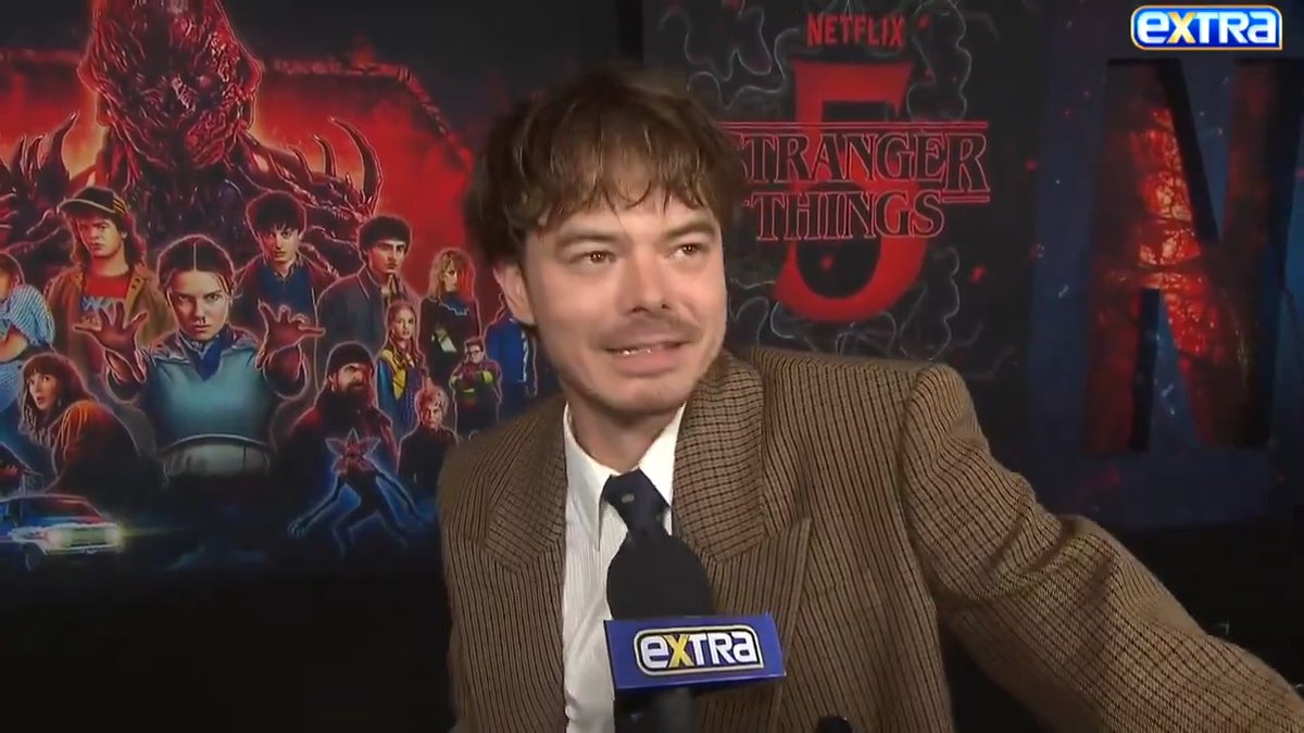 Charlie Heaton says fans will be happy with #StrangerThings ending and teases one very memorable moment.