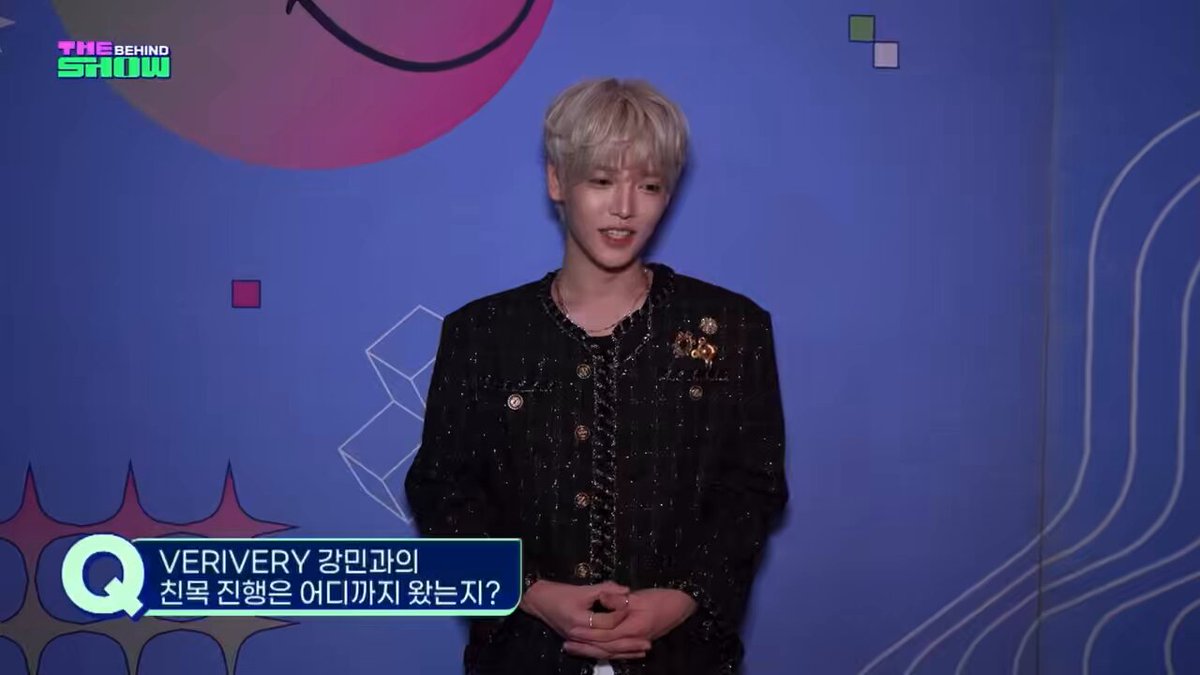 아 장한음 이 소심이 쑥스러움 이슈로 연락은 못했고 인스타 좋아요 누르면서 가까워질 예정 아 하지마 썸 타는 것도 아니고 진자 개웃기게(결국 유강민이 선톡한 것까지 완성임)