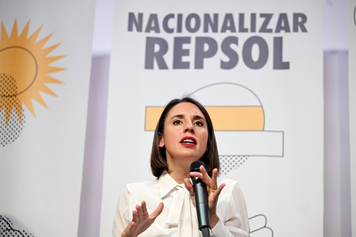 No sé en qué momento aceptamos que mangantes como Felipe González o Aznar robaran empresas públicas a la ciudadanía. #NacionalizarRepsol es reparar y devolver lo que nunca debió ser robado. 📽 Irene Montero