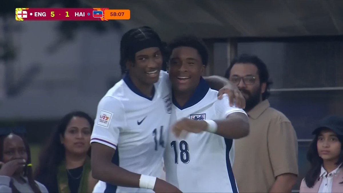 It’s five! Instant impact from Chizaram Ezenwata! ⚽️